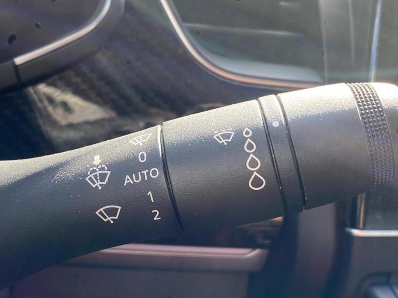 Renault Arkana E-tech full hybride 145 cv engineered caméra gps CarPlay radars av ar 1 ère main