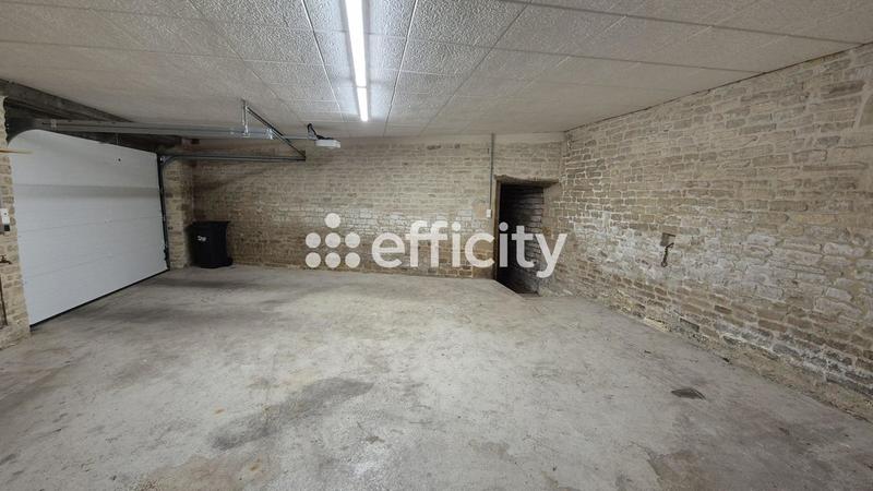 Maison - 230 m² - 10 pièces