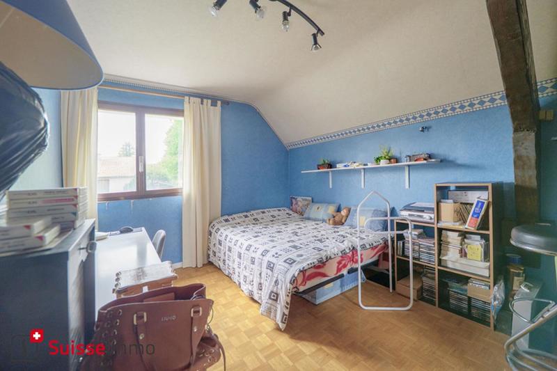 Maison - 190 m² - 8 pièces