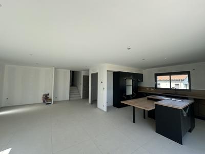 Maison - 126 m² - 4 pièces