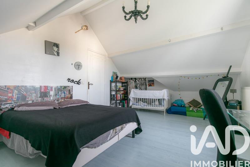 Maison - 180 m² - 6 pièces