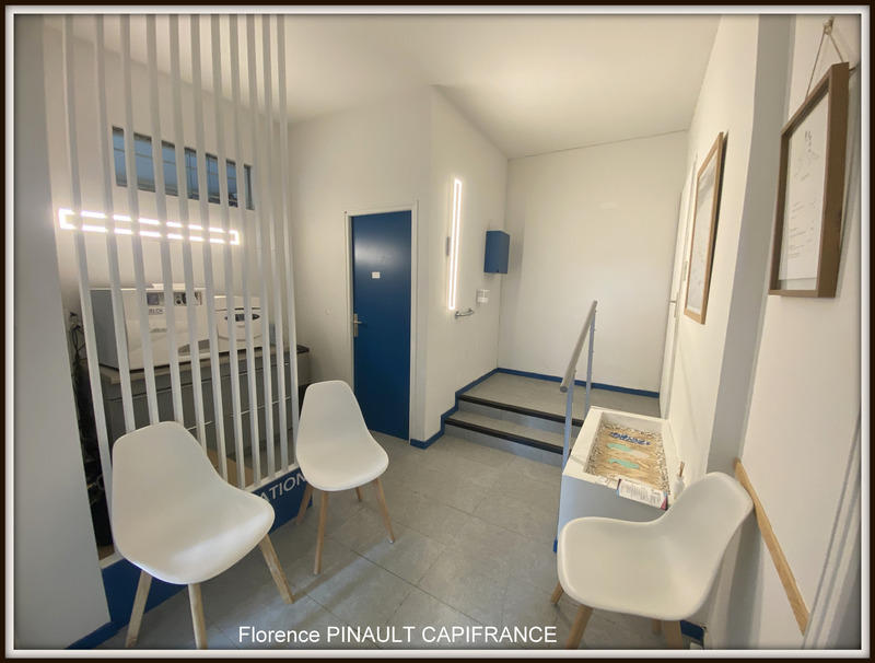 Local d'activité / Entrepôt - 42 m² - 3 pièces