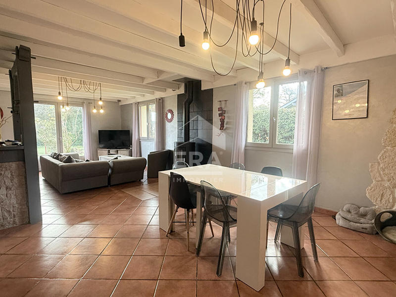 Maison - 130 m² - 5 pièces