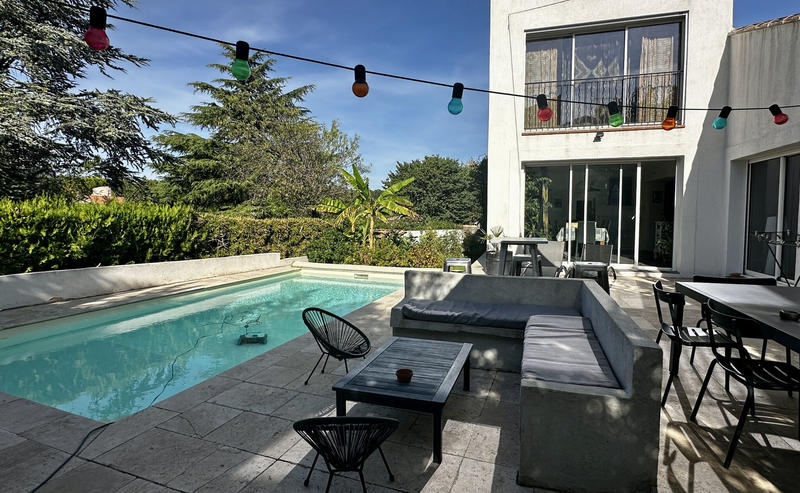 Villa - 180 m² - 6 pièces