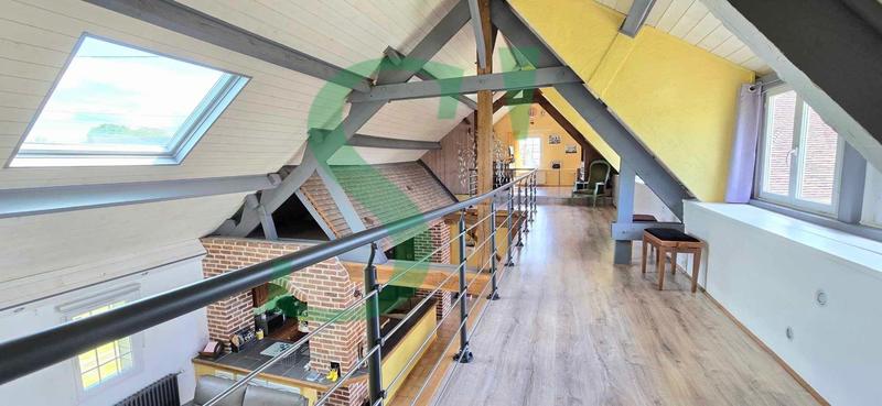 Corps de ferme - 327 m² - 7 pièces