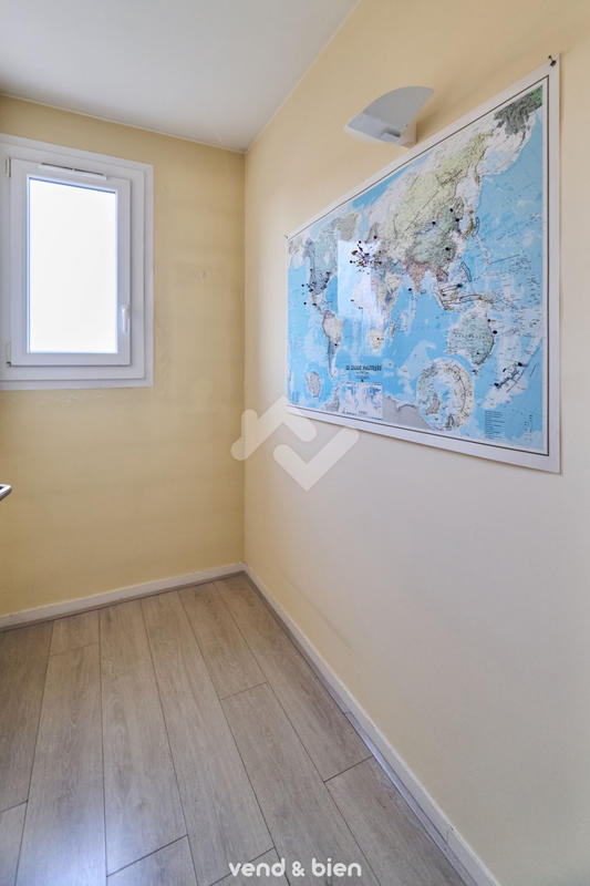 Appartement - 120 m² - 6 pièces