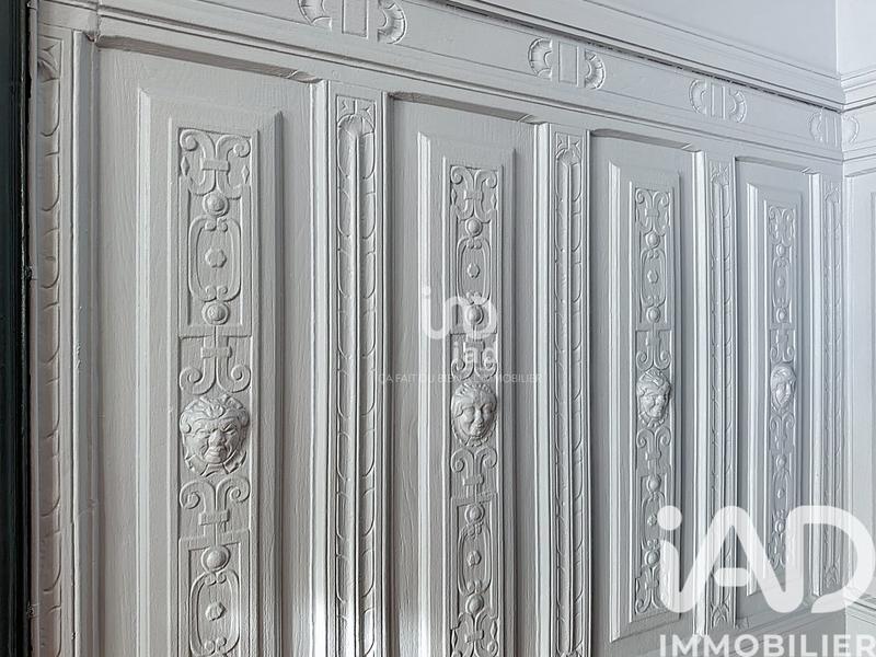 Maison - 210 m² - 8 pièces