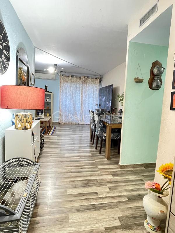 Appartement - 80 m² - 4 pièces