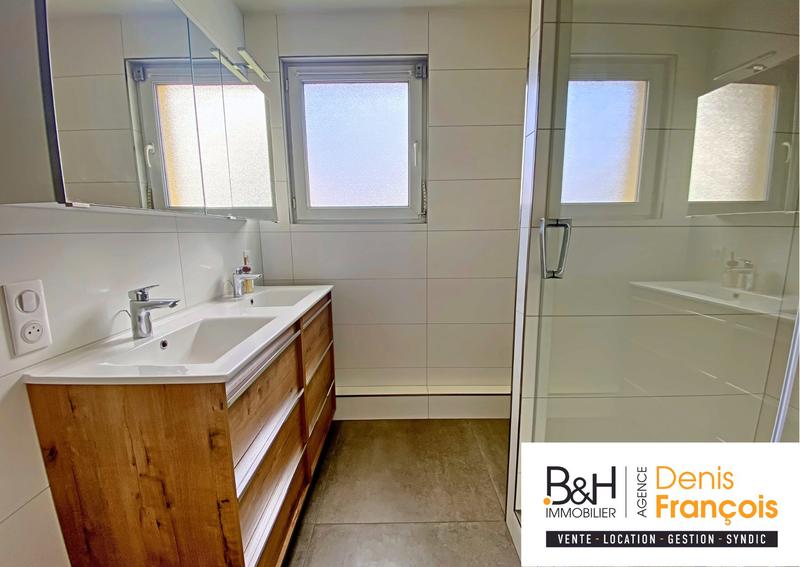 Appartement - 90 m² - 4 pièces