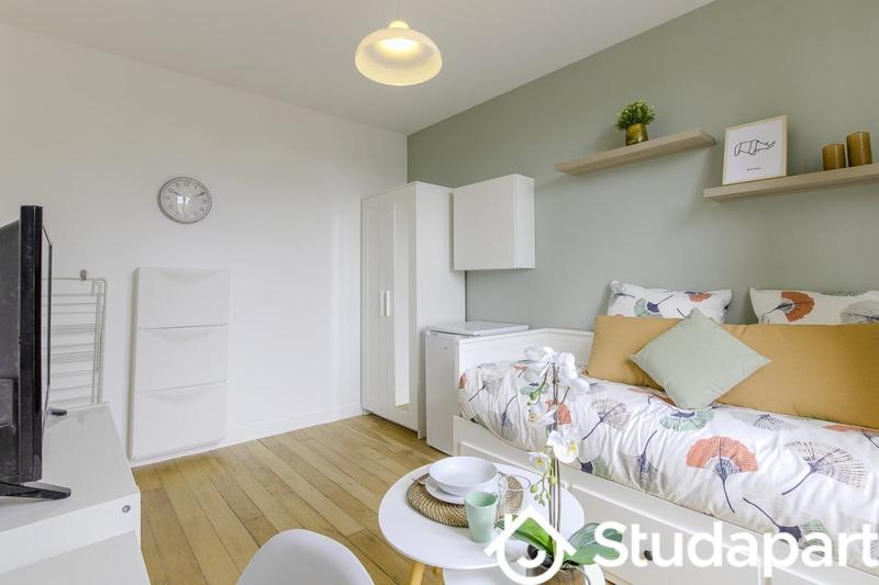 Chambre - 10 m² - 1 pièce