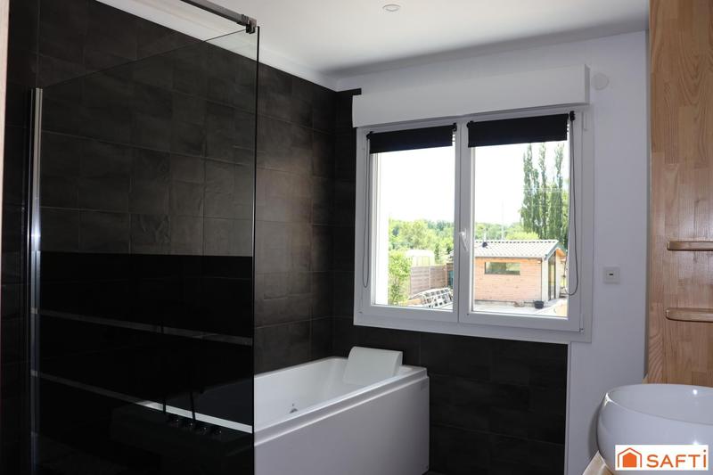 Maison - 115 m² - 4 pièces