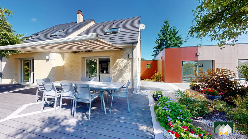 Maison contemporaine - 160 m² - 6 pièces