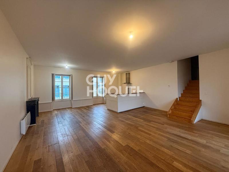 Appartement - 100 m² - 4 pièces