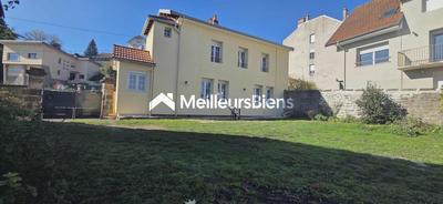 Maison - 94 m² - 5 pièces