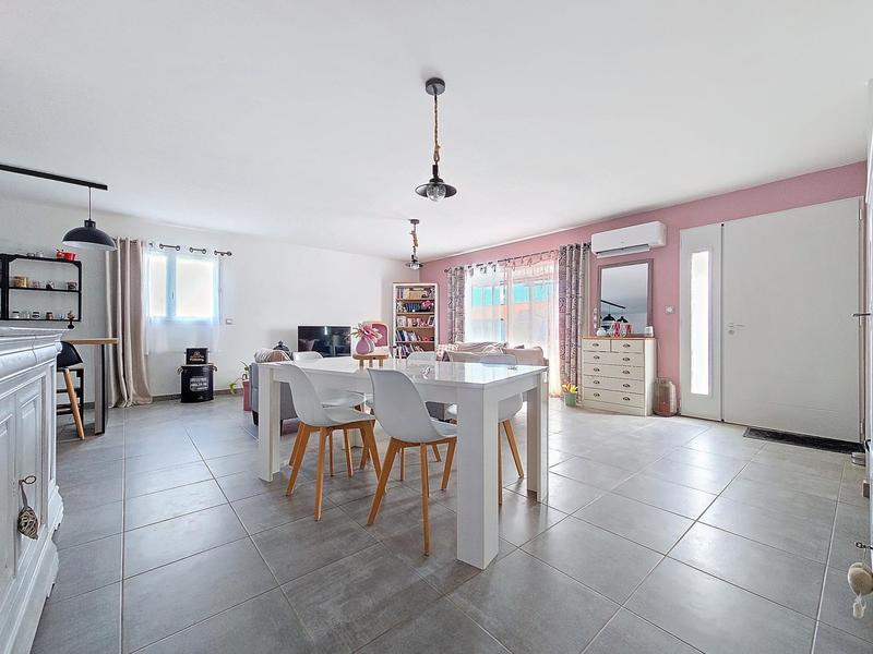 Maison - 96 m² - 4 pièces