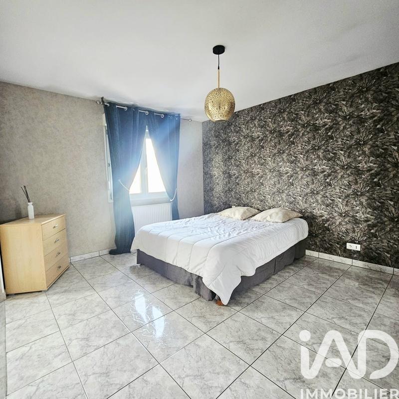 Maison - 102 m² - 5 pièces