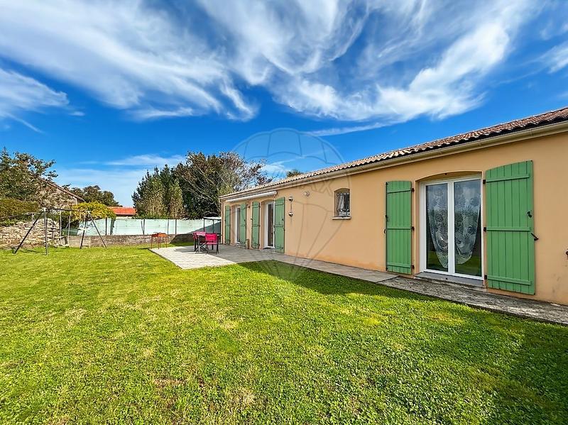 Maison - 110 m² - 4 pièces