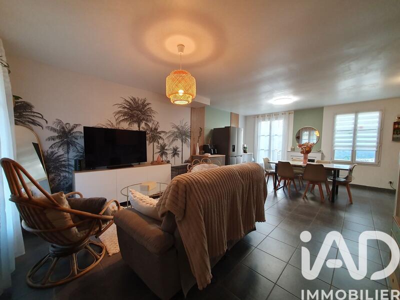 Maison - 101 m² - 5 pièces