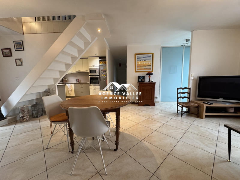 Maison - 102 m² - 6 pièces