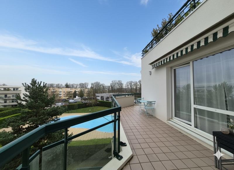 Appartement - 101 m² - 5 pièces