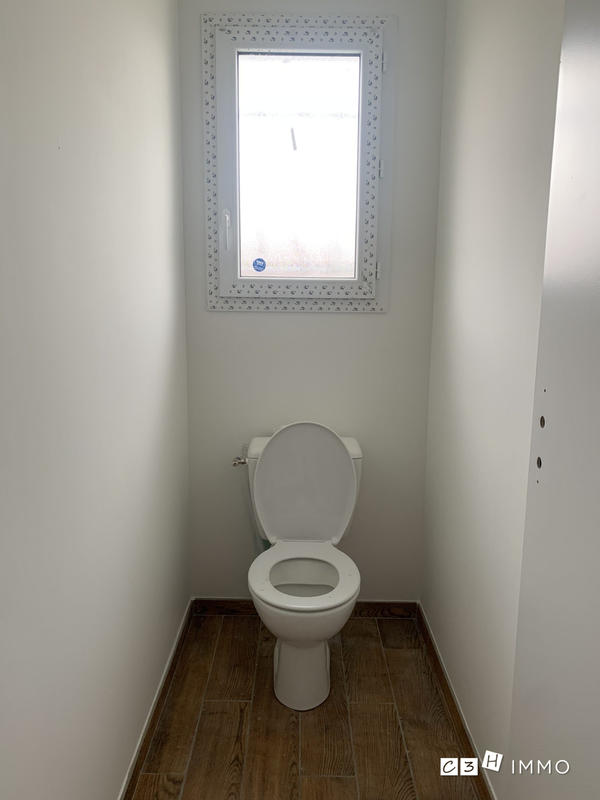 Maison - 93 m² - 4 pièces