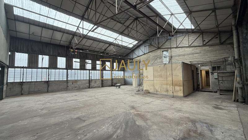 Local d'activités - 1 200 m²