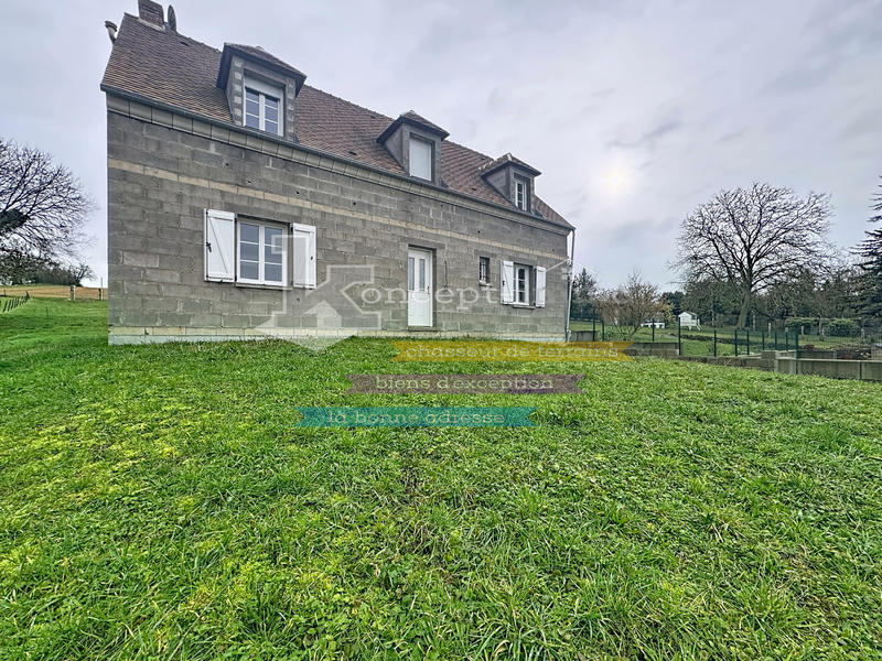 Maison - 142 m² - 6 pièces