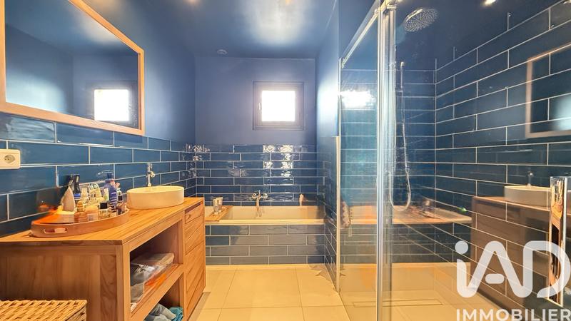 Maison de maîtres - 185 m² - 6 pièces