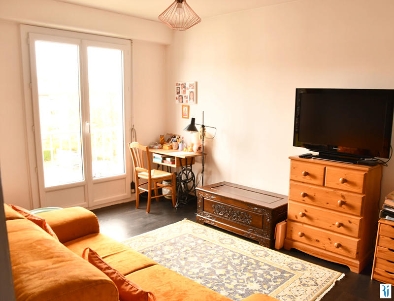 Appartement - 104 m² - 5 pièces