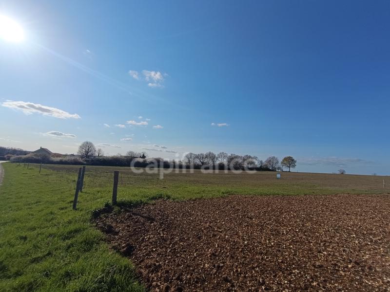 Terrain constructible - 674 m²