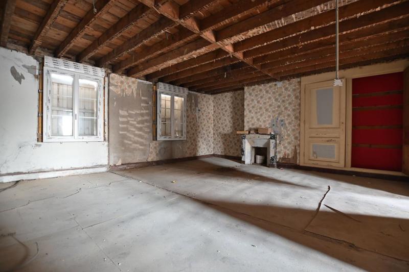 Maison - 289 m² - 2 pièces