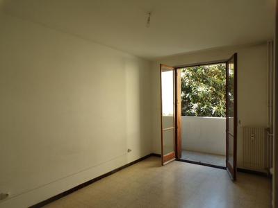 Appartement - 75 m² - 4 pièces