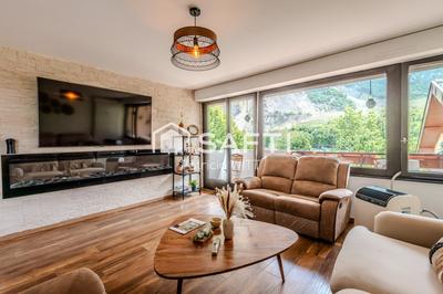 Appartement - 82 m² - 4 pièces