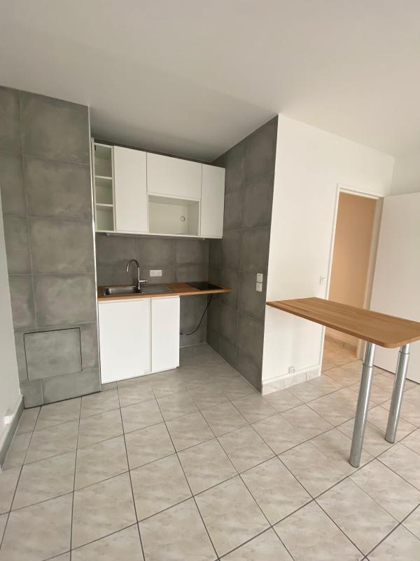 Studio - 27 m² - 1 pièce