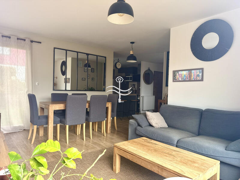 Maison - 96 m² - 6 pièces