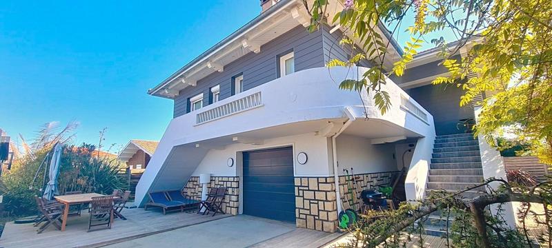 Maison - 174 m² - 7 pièces