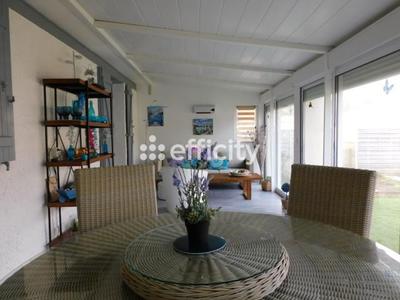 Maison - 98 m² - 5 pièces