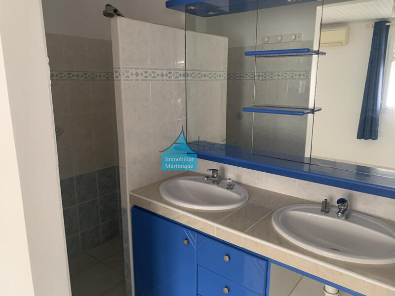 Appartement - 87 m² - 4 pièces