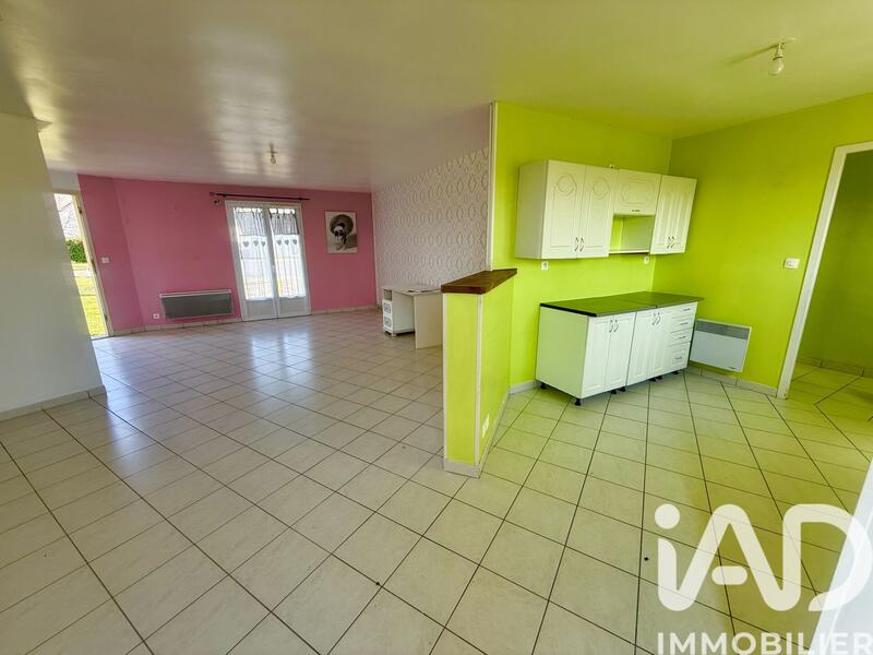 Maison - 90 m² - 5 pièces