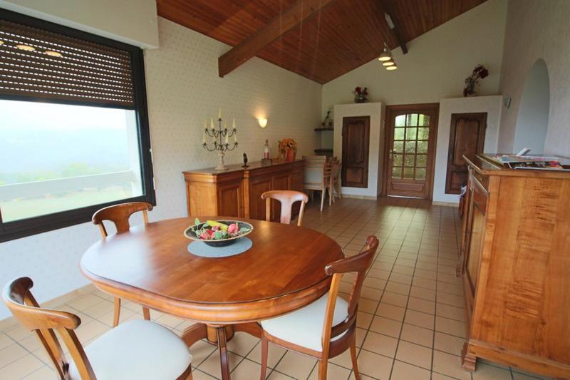 Maison de village - 208 m² - 8 pièces