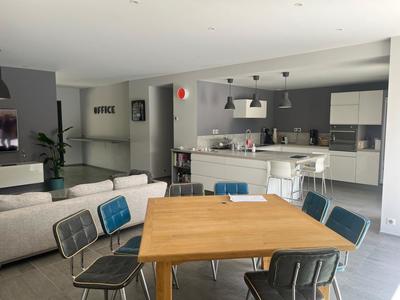 Villa - 120 m² - 5 pièces