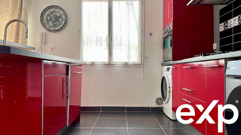 Maison - 137 m² - 6 pièces