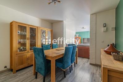 Maison - 115 m² - 6 pièces