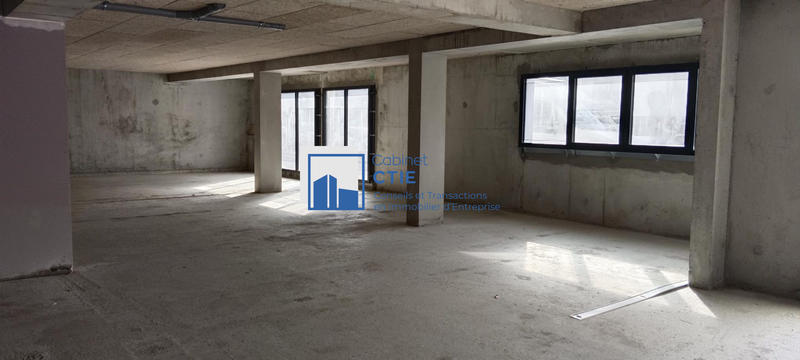 Local commercial - 169 m²