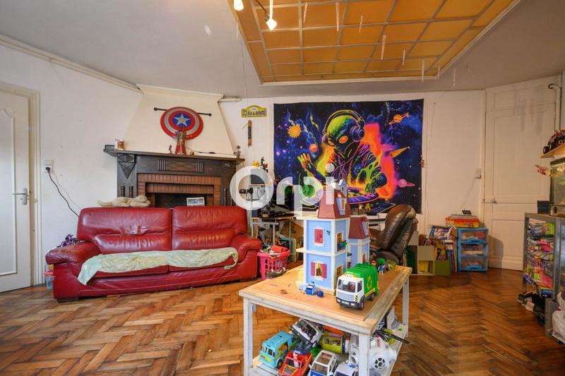 Immeuble - 130 m² - 5 pièces