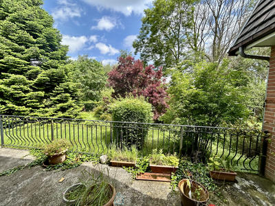 Maison - 200 m² - 7 pièces