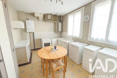 Maison - 137 m² - 7 pièces