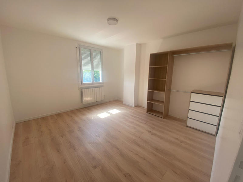 Maison - 93 m² - 4 pièces