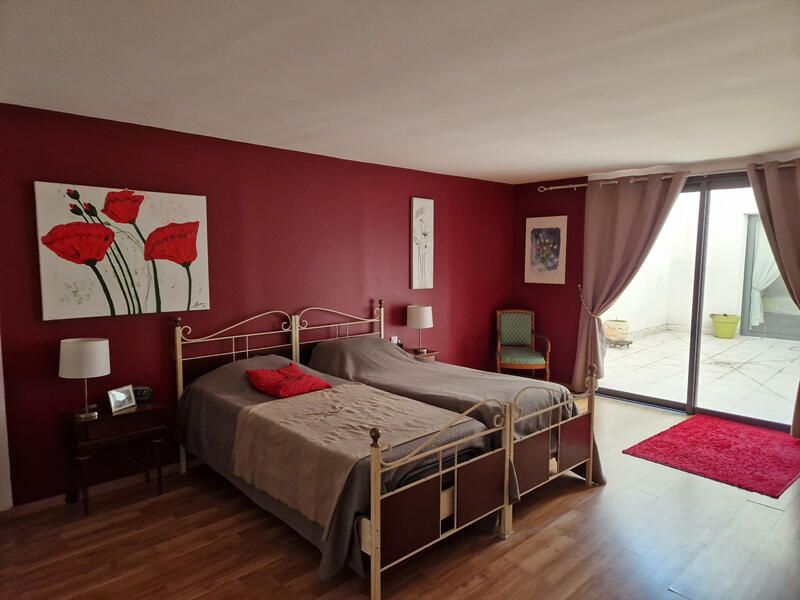 Loft - 315 m² - 7 pièces