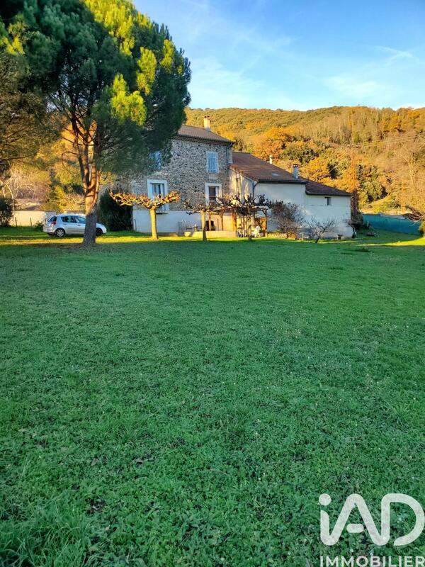 Maison - 135 m² - 5 pièces